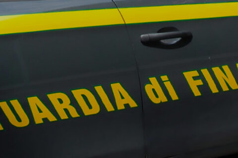 La-GdF-di-Verona-smaschera-_consorzio-cartiera